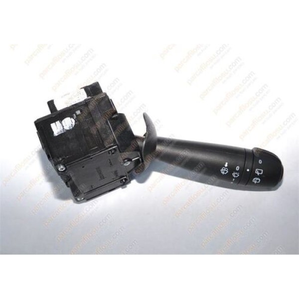 OEK 8201168003 Silecek Kumanda Kolu Dokker Logan Sandero MRMOEM-1078256