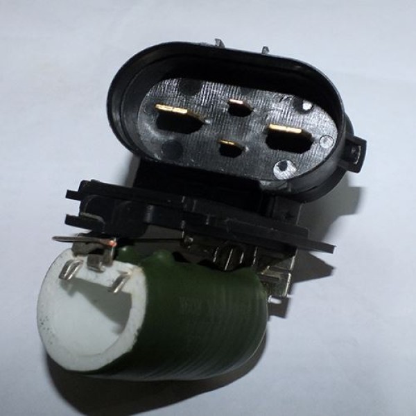 HELLUX 100040 Fan Rezıstörü Grande Punto Klimalı