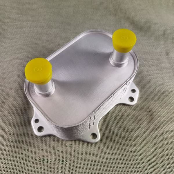 KALE Radyatör 355965 Yağ Soğutucu (Audi A4 ; A5 ; A6 ; Q5 2.0TDI 15-) 