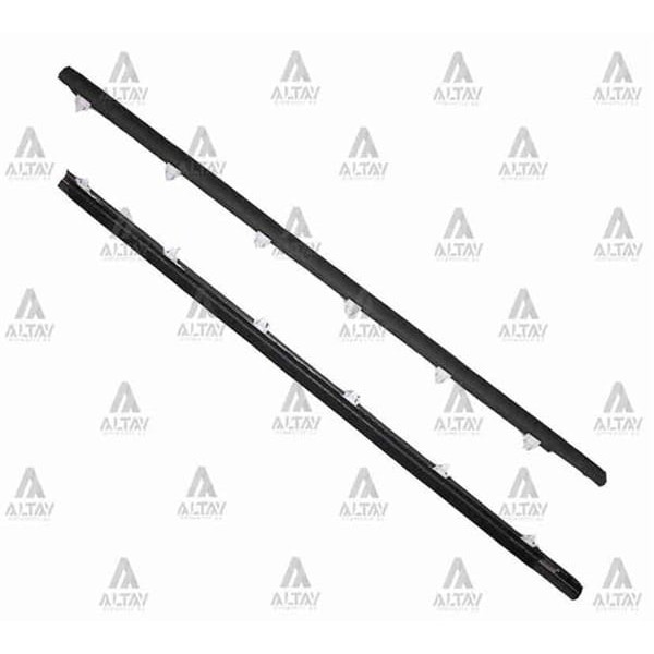 KOREA 8221025000 Cam Sıyırıcı Accent 00-06 Ön Kapı Dış Sol (Oem) 