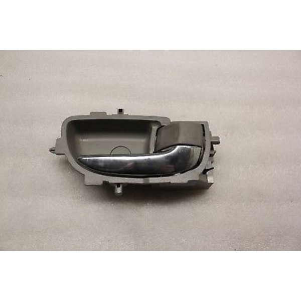 LOCALPAR 1-69205-2250-KRM Kapı İç Açma Kolu Corolla 07- Sağ (Krom) 