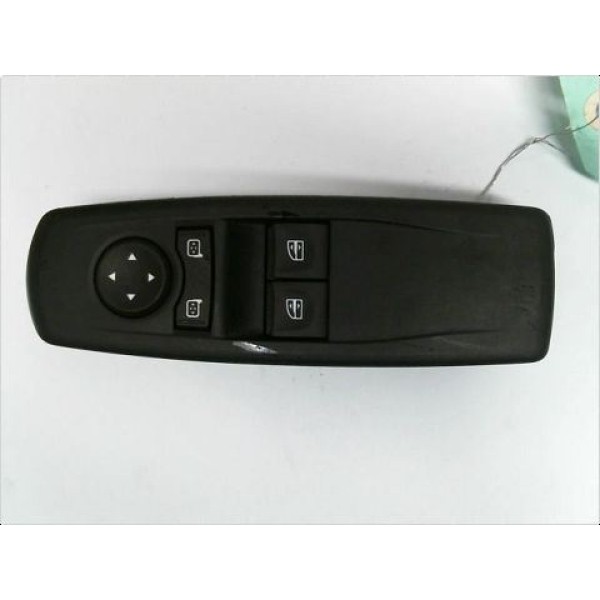 OEK 809600750R Cam Açma/Kapama Anahtarı Ön Sağ Fluence Cam Kaldırma 