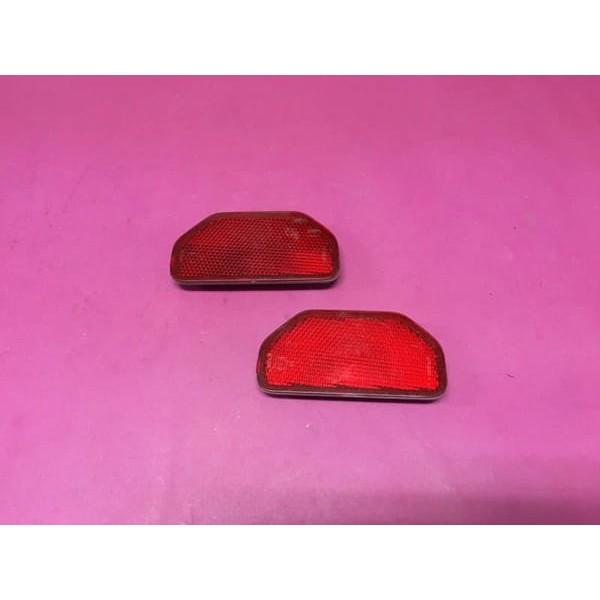 OEK 8200589439 Arka Kapı Reflektörü Sağ Kangoo III