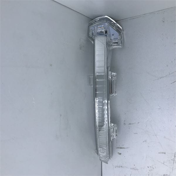 SPJ Z-247 Dış Dikiz Ayna Sinyali Passat B8 Ayna Sinyali 15- Sol 