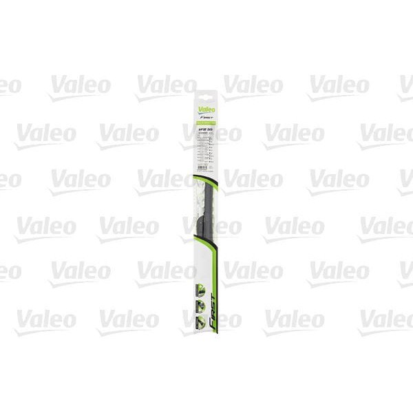 VALEO 133807 Silecek Süpürgesi 55Cm X1 Muz Tipi Fırst 4 Aparatlı Multıconnectıon Ünıversal Vfb55