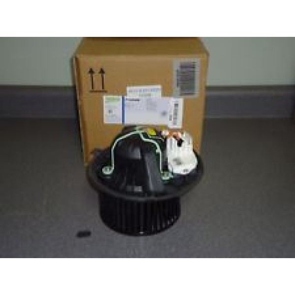 VALEO 715048 Kalorifer Motoru Bmw 1 Bmw 3 E90 E91 E92 06- Bmw Z4 Bmw X1 Bmw X3 Bmw X4 