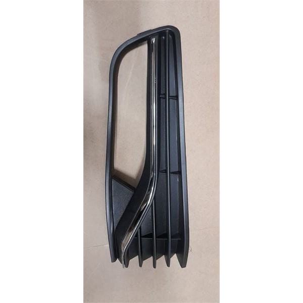 WISCO 6C0854661CRYP Tampon Izgarası Sol Sisli Nikelajlı Üçgen Braketli VW Polo 14-18