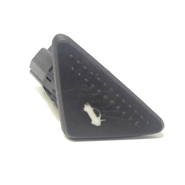 YTT 40636 Bagaj Kapak Açma Düğmesi 98-11 Focus I 07-09 C Max I 08-Fiesta Vı