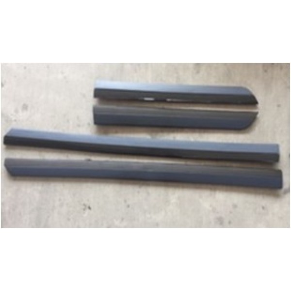 GKL 290048 Kapı Çıta Takımı Siyah Set Passat 15-