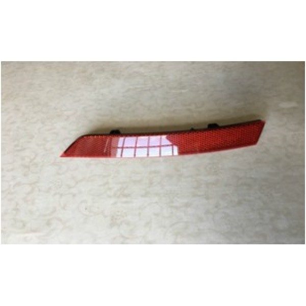 GKL 292014 Arka Tampon Reflektoru Sol (İç) Passat 15-
